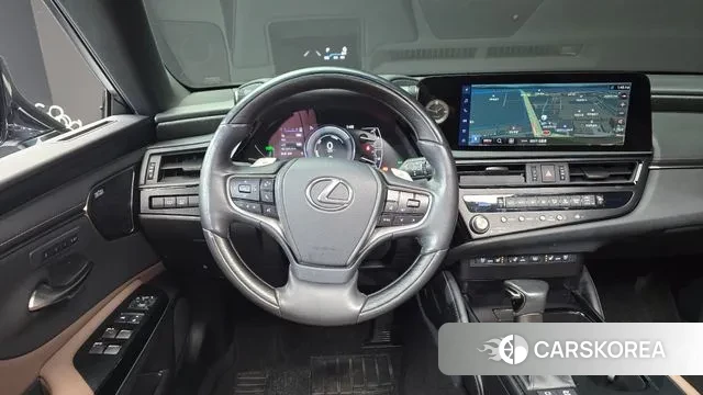 Lexus ES300h 7th generation 2023 Серый из Кореи, фото 4