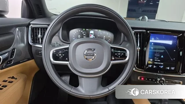 Volvo V90 Cross-Country 2019 Белый из Кореи, фото 4