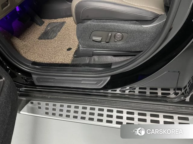 Kia The New Carnival 4th Generation 2025 Черный из Кореи, фото 4