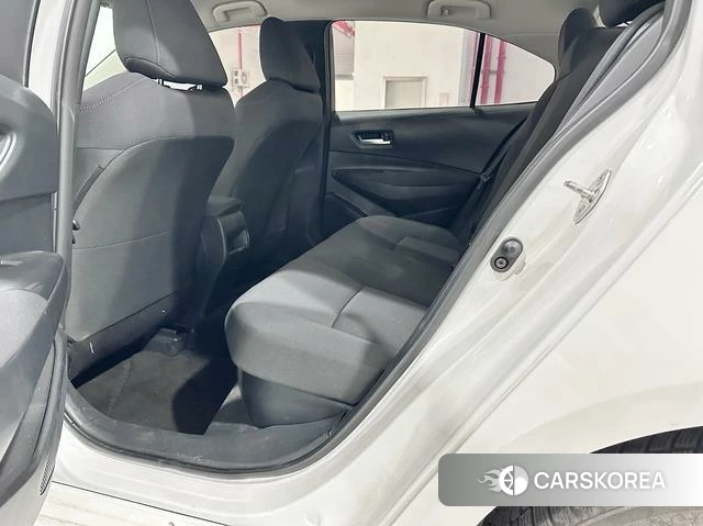 Toyota Corolla 2023 Белый из Китая, фото 4