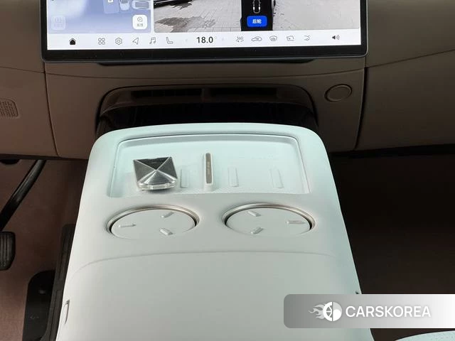 Avita 07 2025 Белый из Китая, фото 4