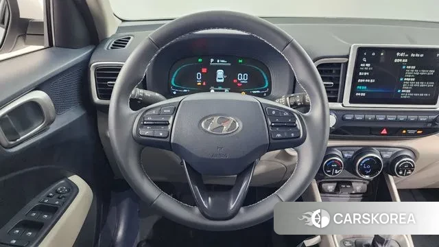 Hyundai Venue 2023 Белый из Кореи, фото 4