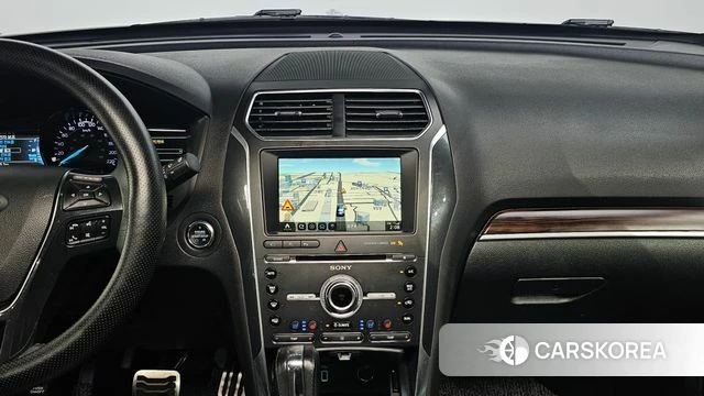 Ford Explorer 2018 Белый из Кореи, фото 4