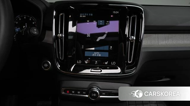 Volvo XC40 2022 Белый из Кореи, фото 4
