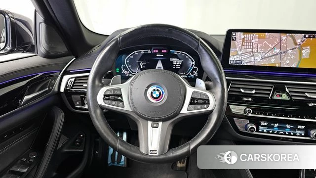 BMW 5 Series (G30) 2021 Черный из Кореи, фото 4