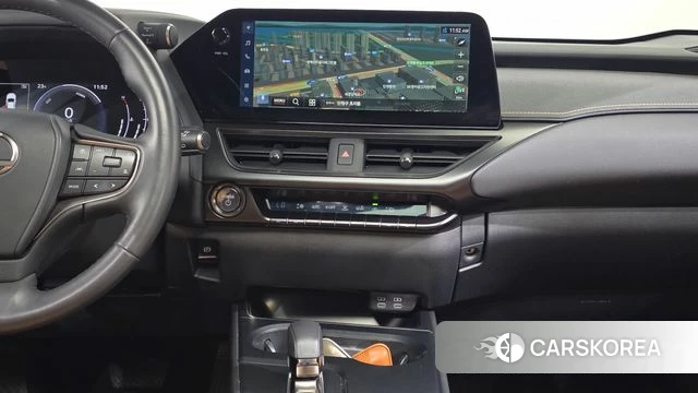 Lexus UX300h 2024 Серый из Кореи, фото 4