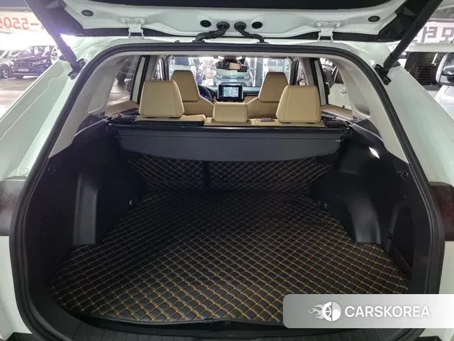 Toyota RAV4 5th Generation 2024 Белый из Кореи, фото 4