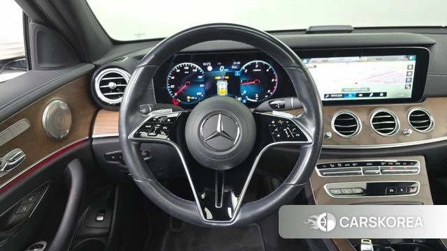 Mercedes-Benz E-Class W213 2021 Белый из Кореи, фото 4