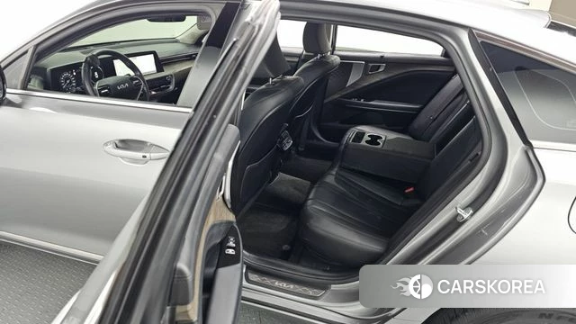 Kia K8 2022 Серебристо-серый из Кореи, фото 4