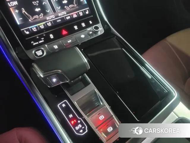 Audi Q8 (4M) 2021 Серый из Кореи, фото 4