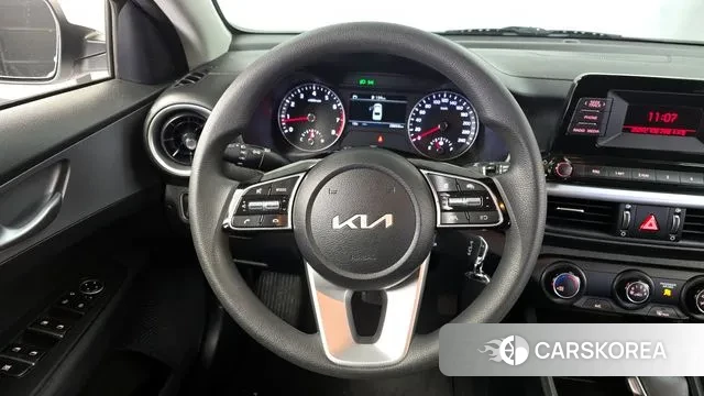 Kia The New K3 2nd generation 2022 Белый из Кореи, фото 4
