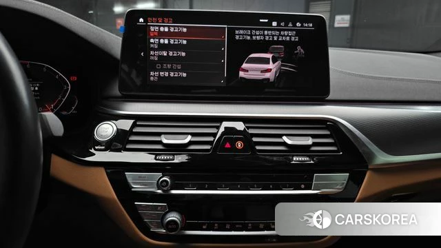 BMW 5 Series (G30) 2023 Белый из Кореи, фото 4