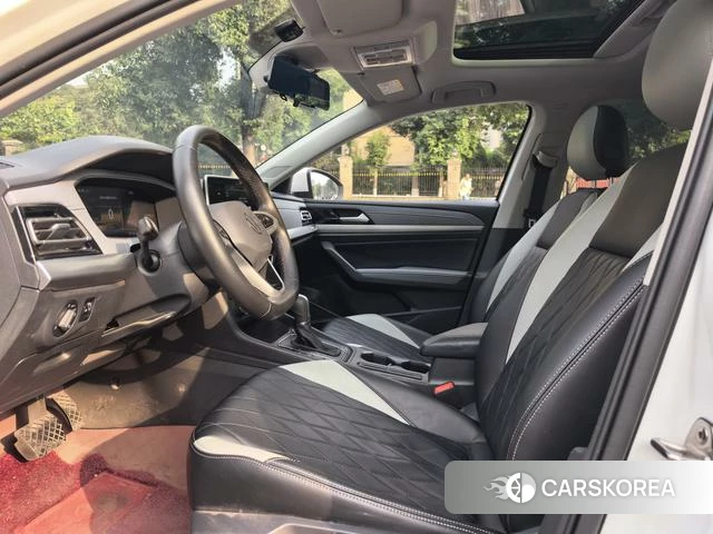 Volkswagen Lavida 2023 Белый из Китая, фото 4