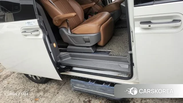 Hyundai Staria 2022 Белый из Кореи, фото 4