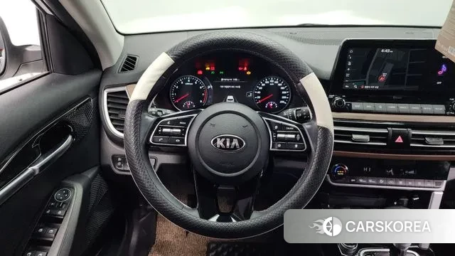 Kia Seltos 2020 Белый из Кореи, фото 4
