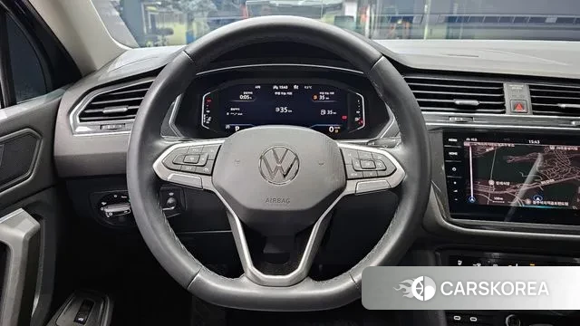 Volkswagen Tiguan Allspace 2023 Синий из Кореи, фото 4