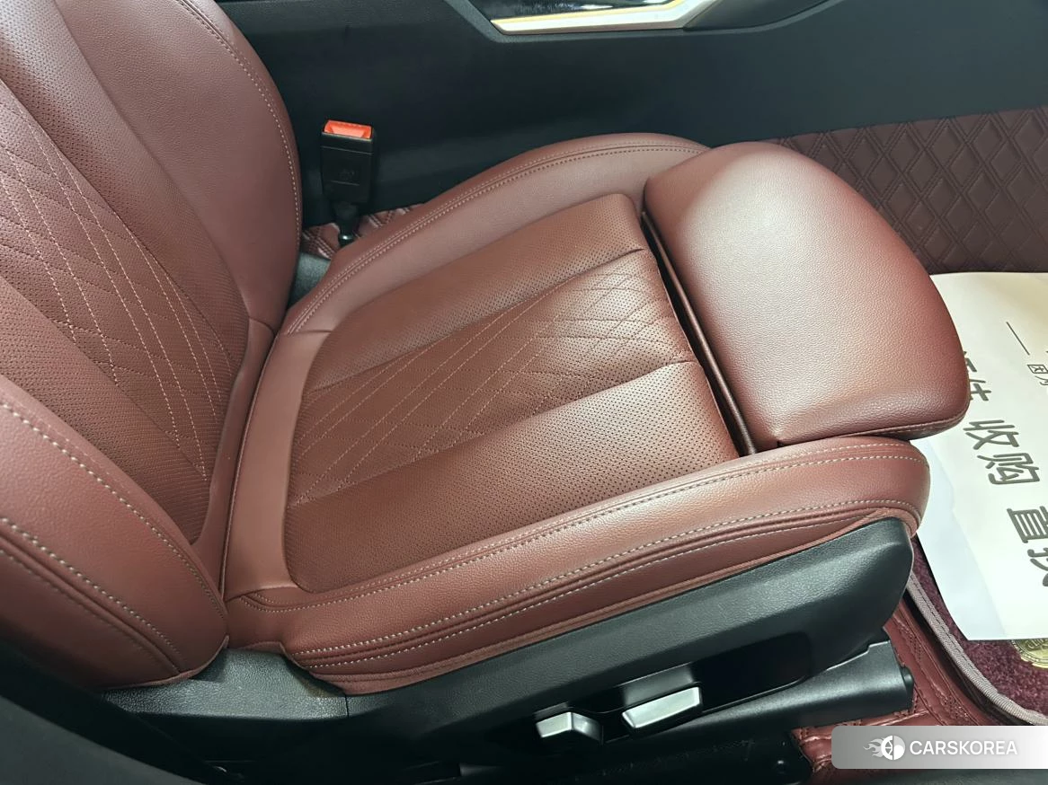 BMW 3 series 2022 Белый из Китая, фото 4