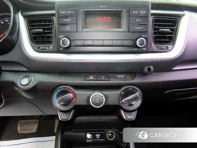 Kia Stonic 2018 Синий из Кореи, фото 4