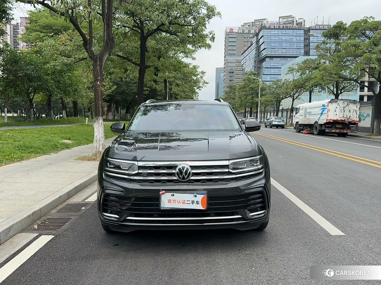 Volkswagen Tourang 2021 Черный из Китая, фото 4