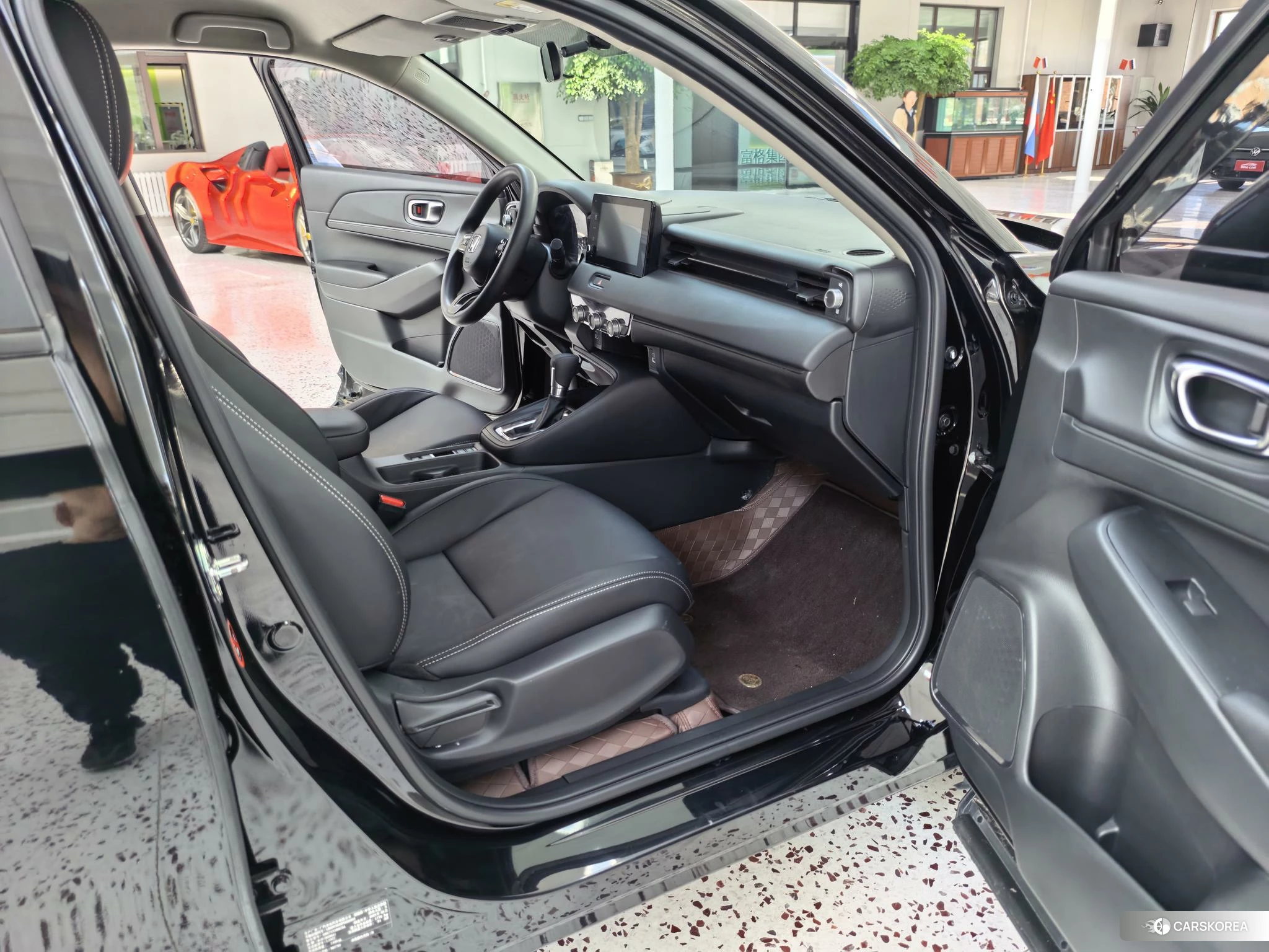 Honda Vezel 2022 Черный из Китая, фото 4