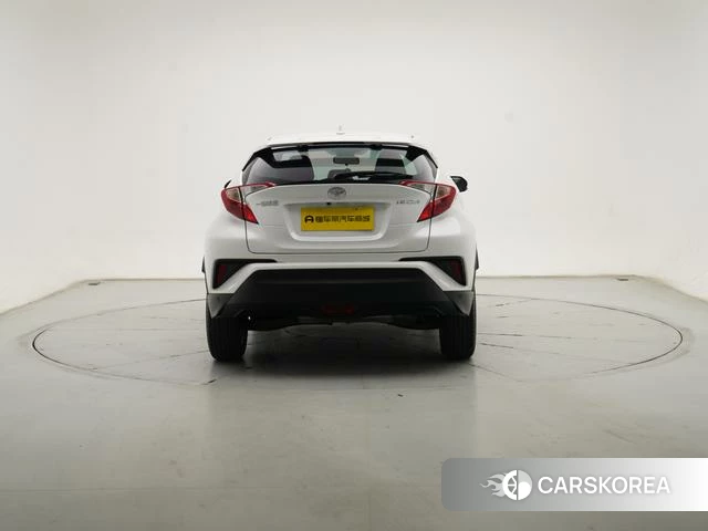 Toyota IZOA 2022 Белый из Китая, фото 4