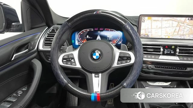 BMW X4 (G02) 2024 Светло-серебряный цвет из Кореи, фото 4