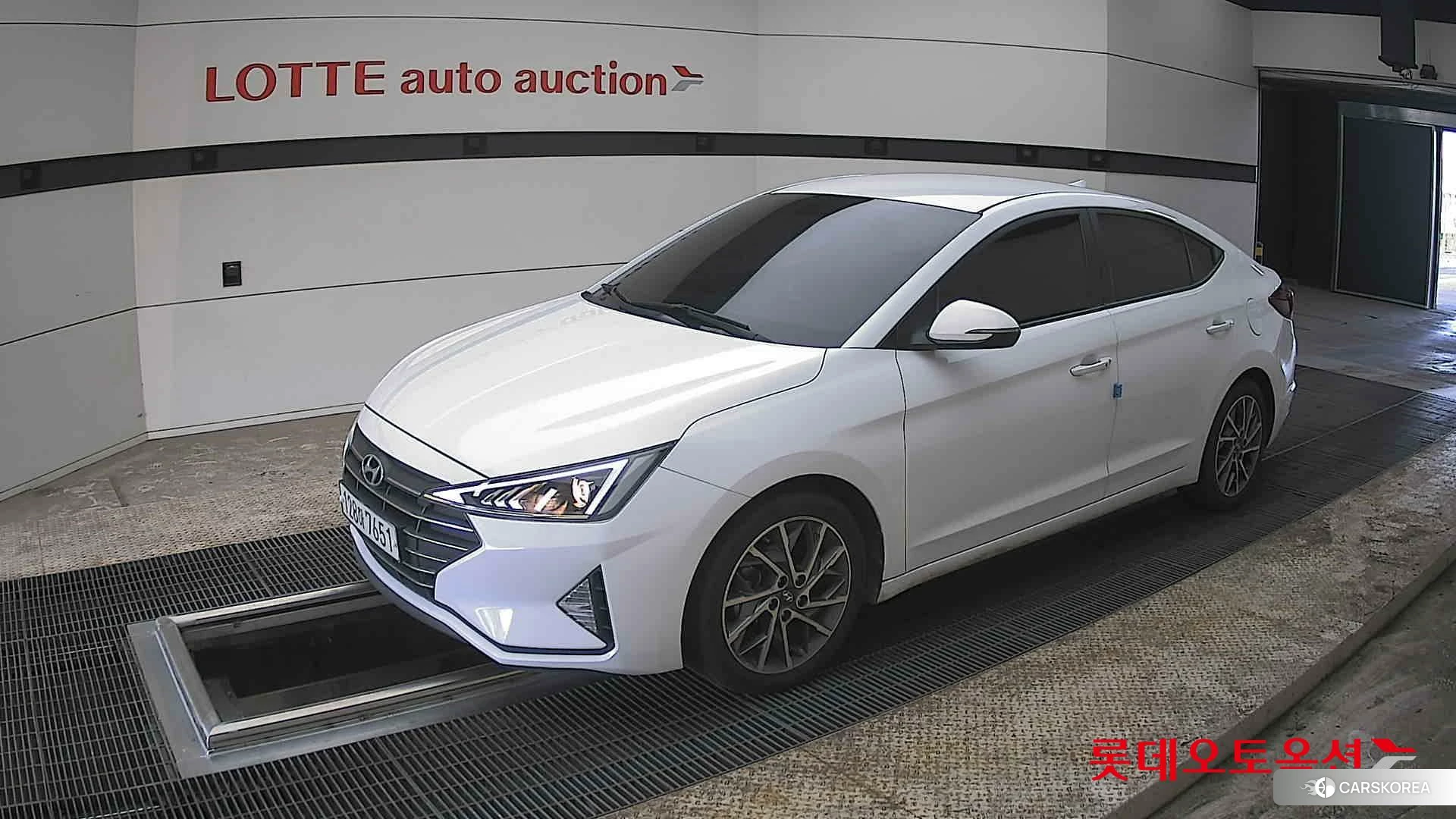 Hyundai Avante 2020 Polar White из Кореи, фото 4