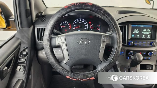 Hyundai The New Grand Starex 2019 Желтый из Кореи, фото 4