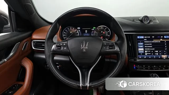 Maserati Levante 2021 Серый из Кореи, фото 4