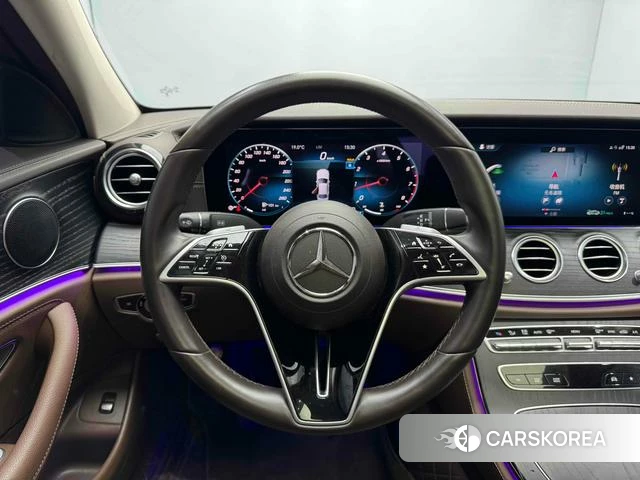 Mercedes-Benz E-class id 3890645 из Китая 4