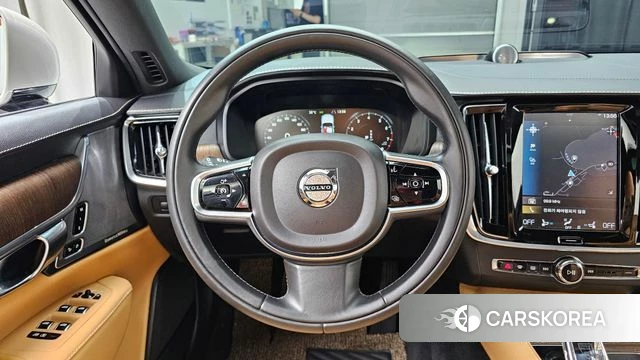 Volvo S90 2021 Серебряный из Кореи, фото 4