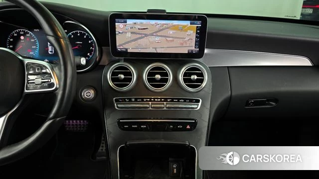 Mercedes-Benz C-Class W205 2021 Белый из Кореи, фото 4