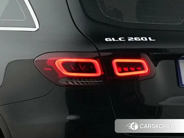 Mercedes-Benz GLC 2021 Черный из Китая, фото 4