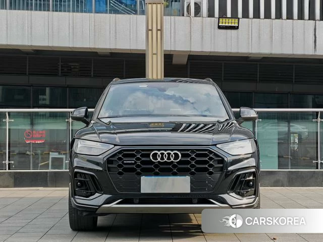 Audi Q5L 2024 Черный из Китая, фото 4