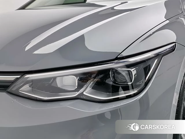 Volkswagen Golf 2022 Темно-серый из Китая, фото 4