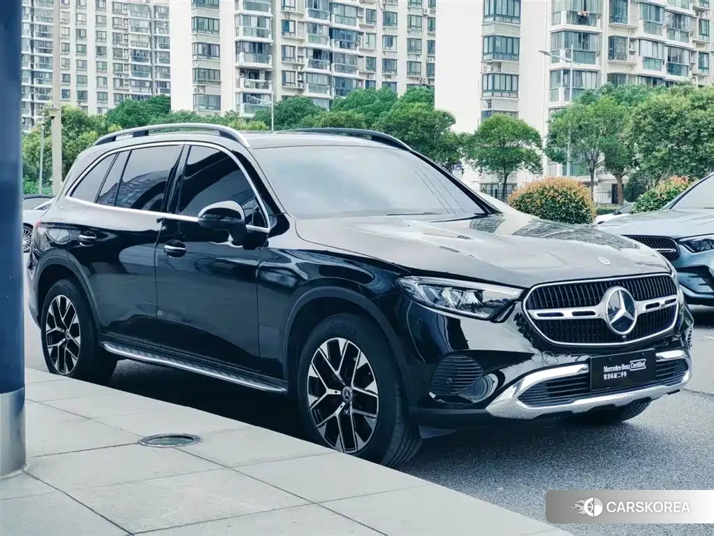 Mercedes-Benz GLC 2024 Черный из Китая, фото 4