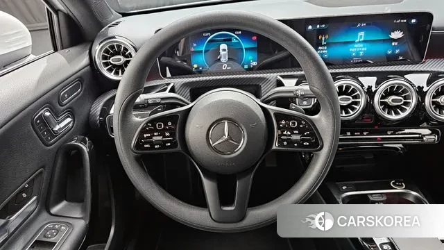 Mercedes-Benz A-Class W177 2019 Белый из Кореи, фото 4
