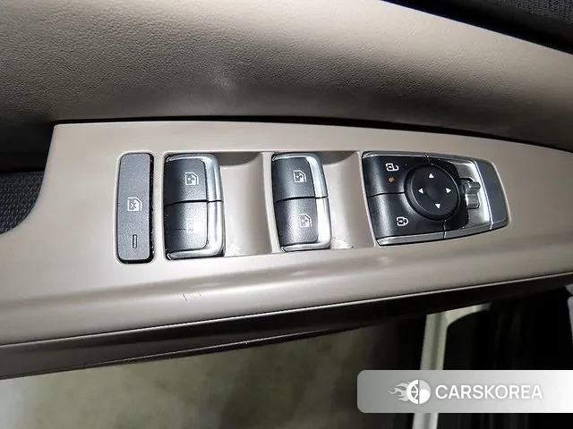 Kia The New Carnival 4th Generation 2024 Белый из Кореи, фото 4
