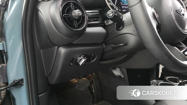 Mini Cooper S 2022 Зеленый из Кореи, фото 4