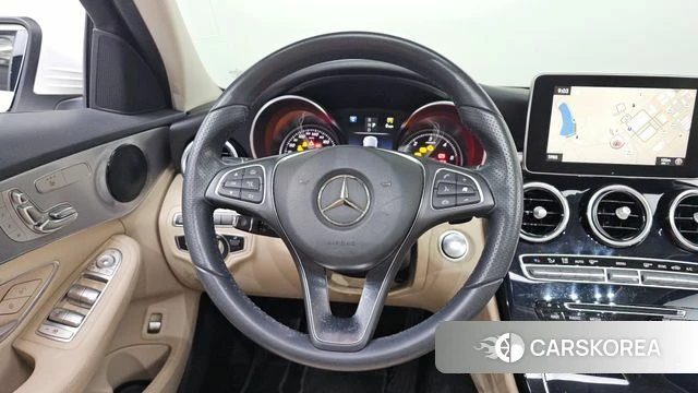 Mercedes-Benz C-Class W205 2018 Белый из Кореи, фото 4