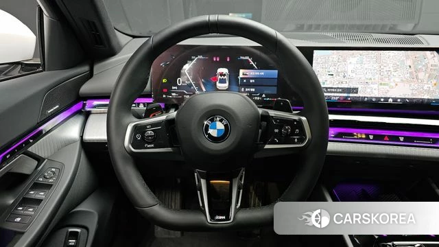 BMW 5 Series (G60) 2025 Белый из Кореи, фото 4