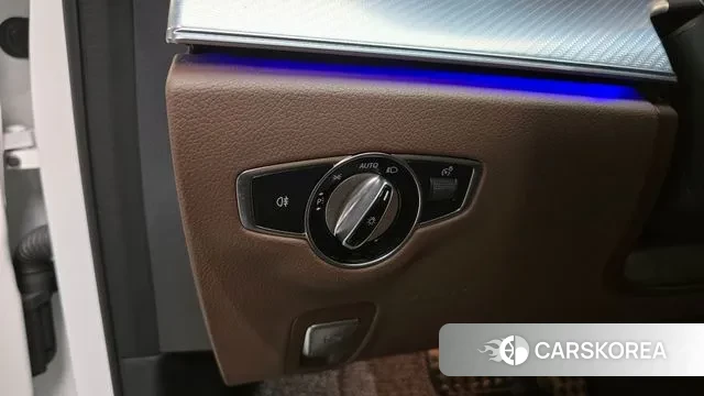 Mercedes-Benz E-Class W213 2020 Белый из Кореи, фото 4