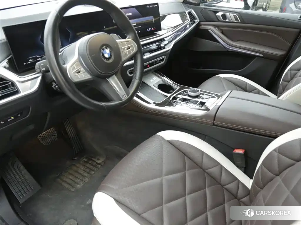 BMW X5 2024 Silver/gray из Китая, фото 4