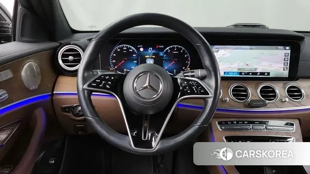 Mercedes-Benz E-Class W213 2021 Черный из Кореи, фото 4