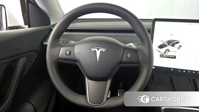 Tesla Model Y 2021 Белый из Кореи, фото 4