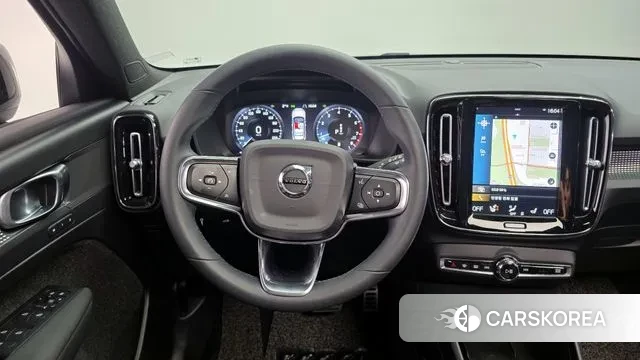 Volvo XC40 2022 Серый из Кореи, фото 4