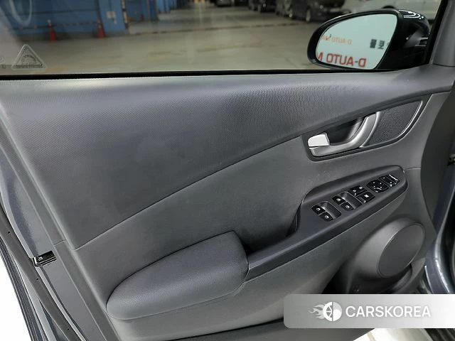 Hyundai Kona 2018 Серый из Кореи, фото 4