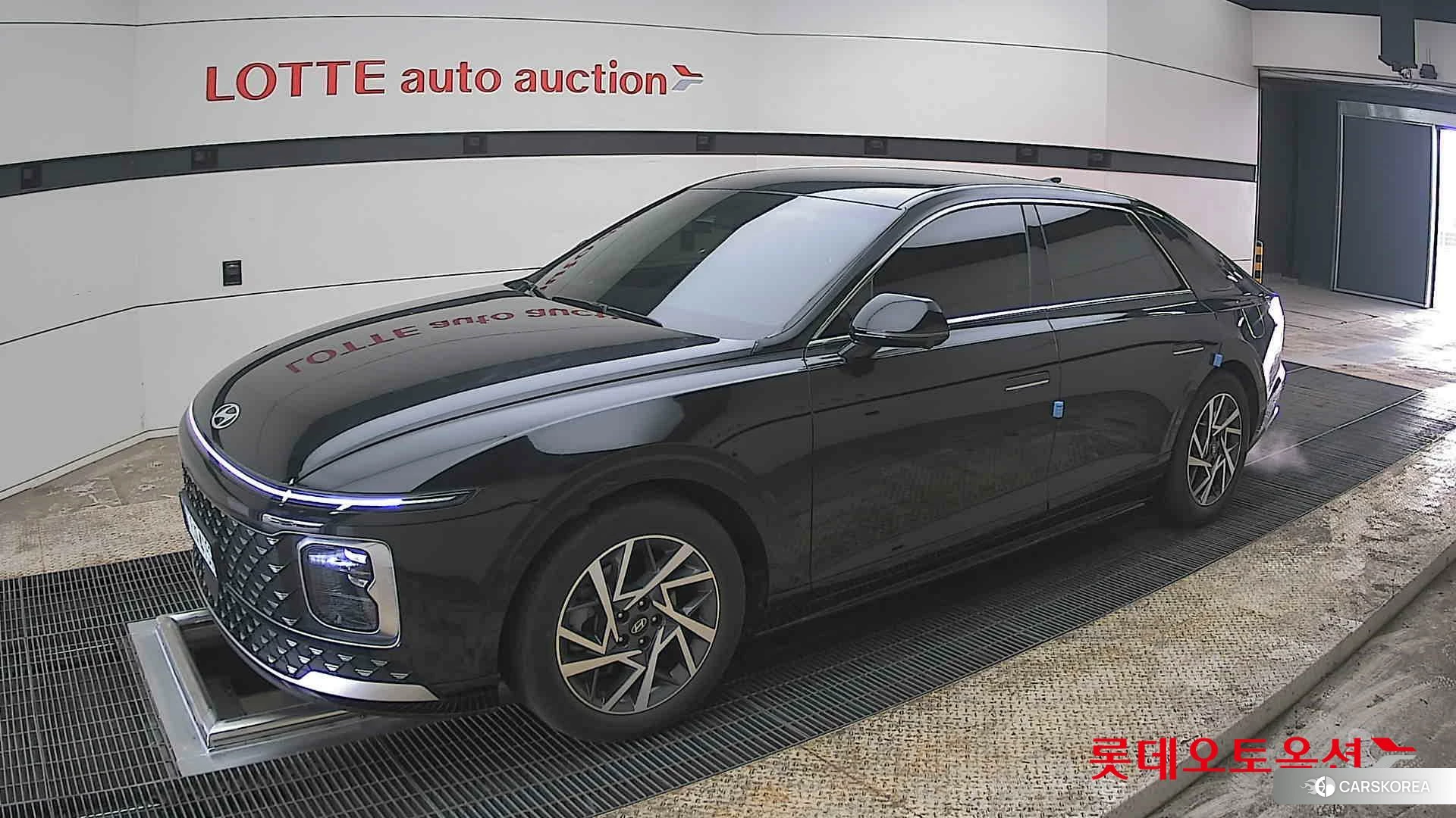 Hyundai Grandeur 2023 Abyss Black Pearl из Кореи, фото 4