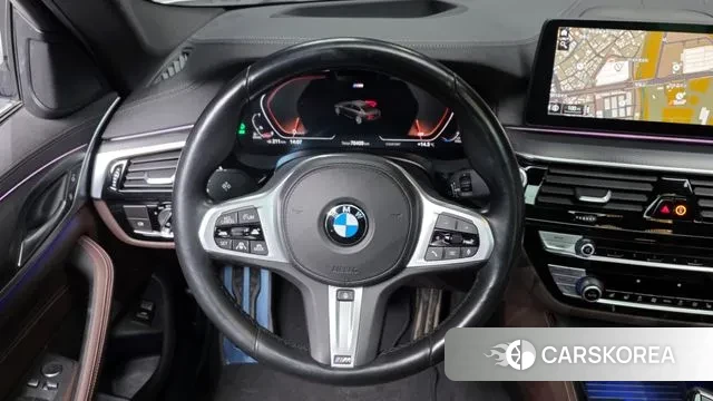 BMW 5 Series (G30) 2021 Белый из Кореи, фото 4