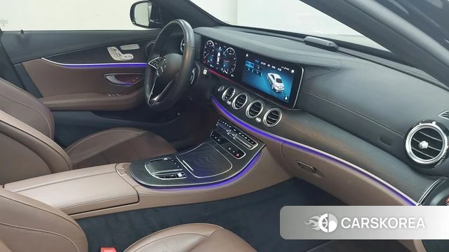 Mercedes-Benz E-Class W213 2023 Черный из Кореи, фото 4